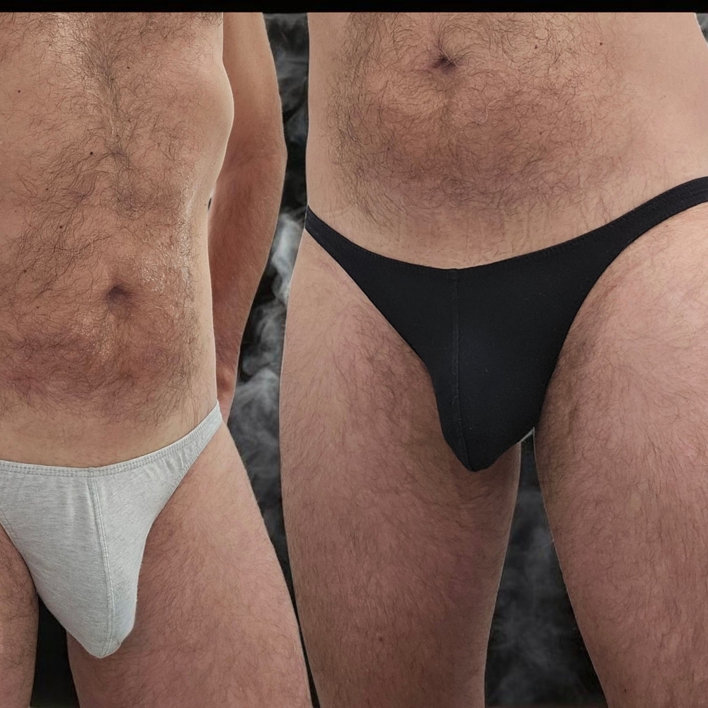 Two Men’s Low-Waist Briefs – Grey and Black – Comfortable Fit
